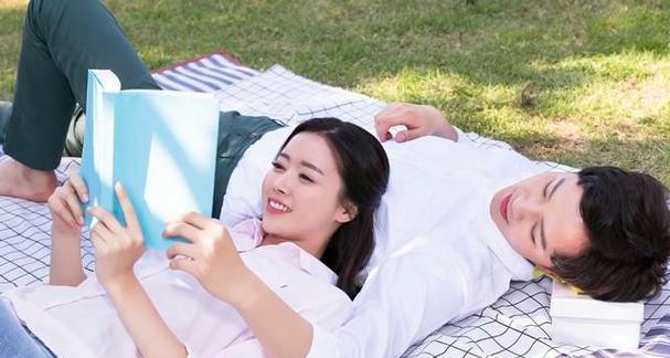 女人该怎么面对婚外情？（从心理、行动、未来三个角度出发，教你应对婚外情的挑战。）