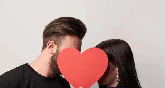男友一气之下分手怎么挽回？（应对男友冲动分手，如何迅速挽回感情）