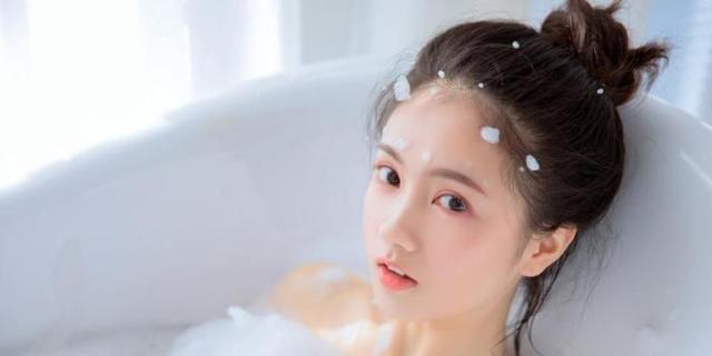 表白被拒绝，我还要继续追吗？（追求不是一蹴而就的，需要耐心和勇气）