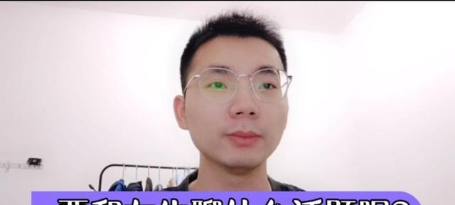 和女生聊什么话题让她开心？（掌握这15个聊天技巧，让女生心情大好）
