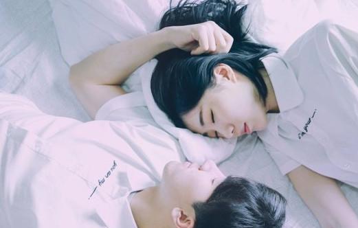 男友嫌不够自由不够爱，如何挽回？（解决男友嫌束缚感不够自由和不够爱的问题）