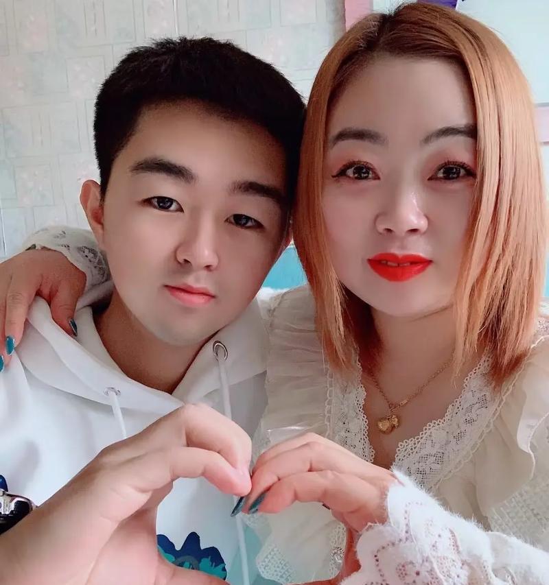 夫妻吵架不断，如何维持幸福婚姻？（掌握沟通技巧，成为彼此的知己）