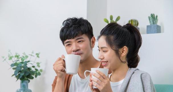 失眠困扰，疑心夫妻情难保（揭秘婚姻背叛的苦涩现实）