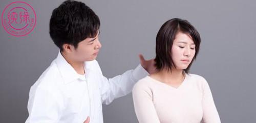 挽回女友必备的最有力度的话！（教你如何用1个恢复爱情关系！）