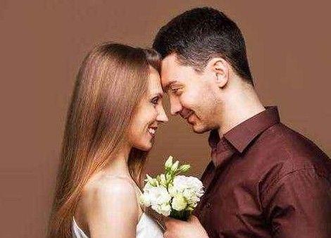 如何挽回老婆出轨的婚姻（重建信任、改善沟通、建立亲密关系）