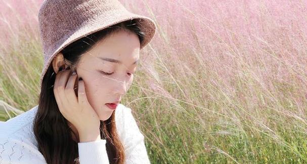 女生提出分手后的心理挽回攻略（从沟通到行动，一步步赢回她的心/心理挽回女友的技巧）