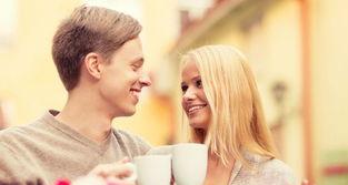 女人怎么给男人调情？,女性如何吸引心仪男性的心