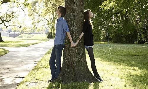 如何用分手挽回女友？（15个实用技巧帮你成功挽回心爱的人）