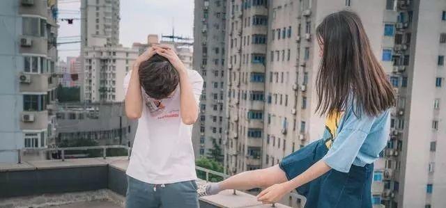 异地恋分手的征兆如何提升挽回余地？（掌握这些绝招，你可以重新拥有爱情！）