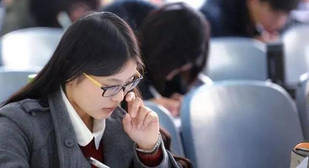 公务员与婚姻问题（解决公务员找对象难的办法）