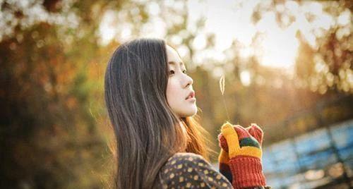 女人分手给你机会的表现（15种女人分手后给你机会的表现，了解这些才能挽回爱情！）
