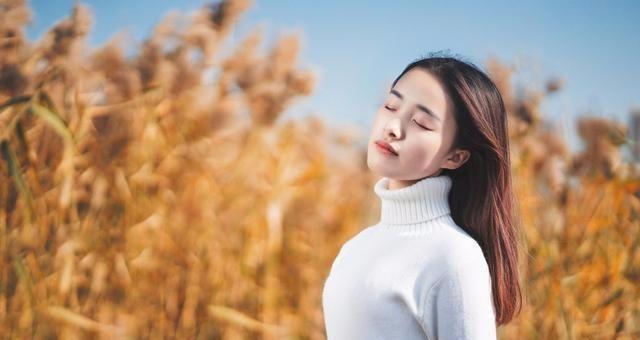 恋爱中女人的吃醋心理与原因（探究女性吃醋的心理动机以及触发因素）